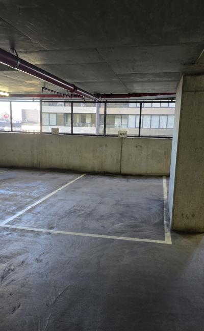 Great parking Space in Southbank. 8 minutes from Flinders station