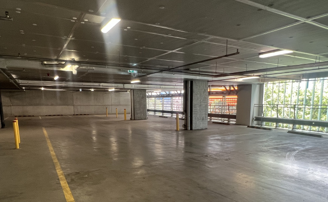 Southbank Secured Unreserved Daily Parking via LPR access