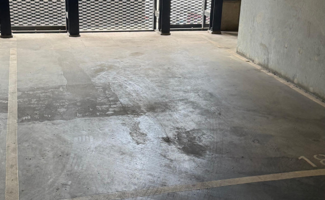 Great secured Carpark at city rd
