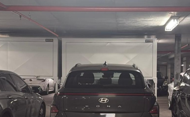 Covered Parking in Southbank