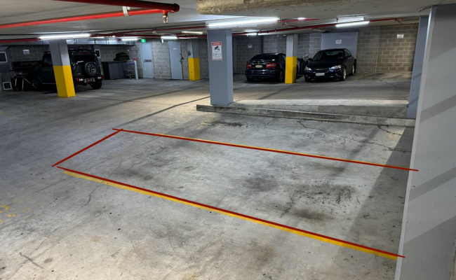 Canberra - Secure Car Park in City Walk in front of Canberra Centre