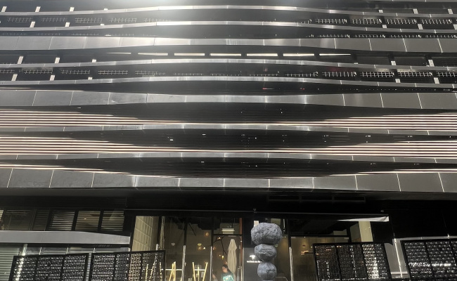 Secure space in the heart of South Yarra