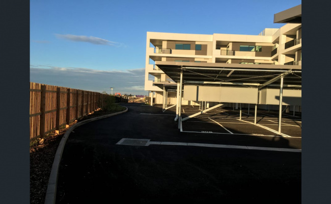 Great car park space available near Williams landing station. Just 5mins walk away.