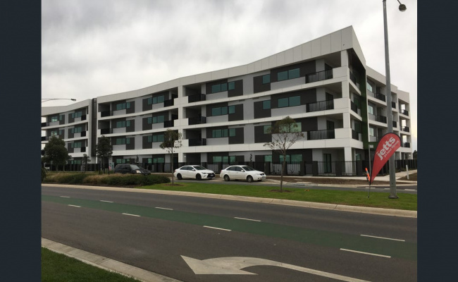 Great car park space available near Williams landing station. Just 5mins walk away.