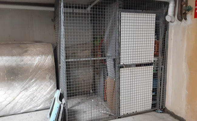 Storage Cage with Basement Visitor Parking near CBD