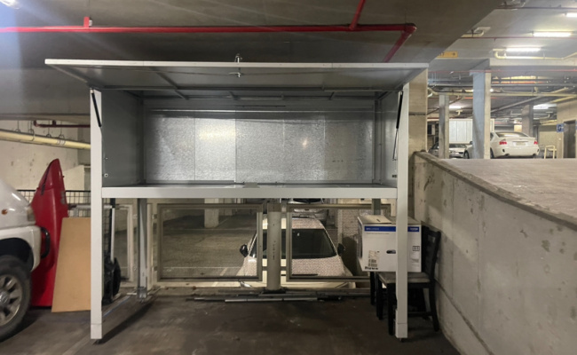 Convenient Indoor Parking Space with Storage in Redfern .Ideal for students and professional