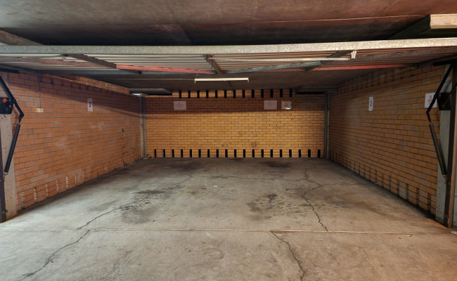 Secure car park for rent Club Lodge, George St, Brisbane