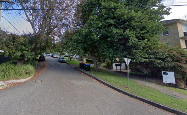 Outside parking on Cohen Street in Fairlight New South Wales