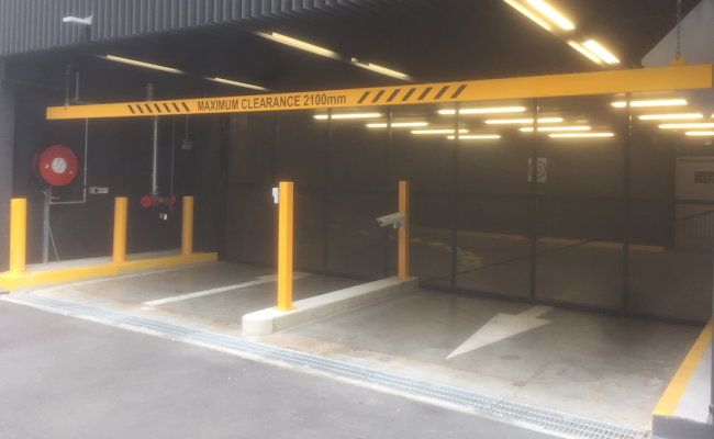 NEW- Security 24/7 indoor parking by tram and ANZ