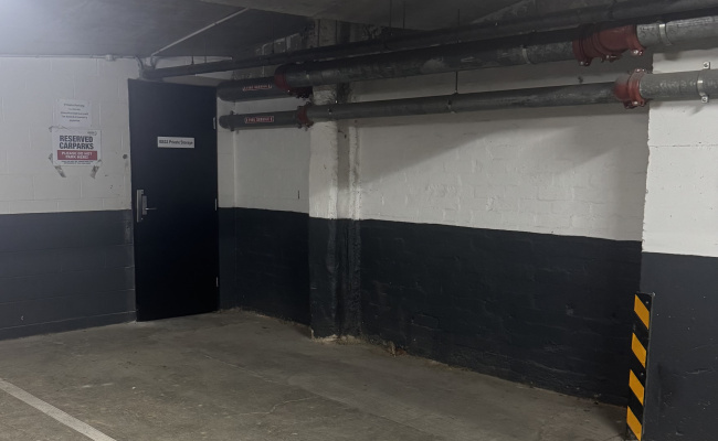 CBD Private Car Park on Collins St - Rear entry off Francis St. Opposite Virgin Active Gym and tram