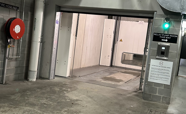 Parking Space in CBD collins street