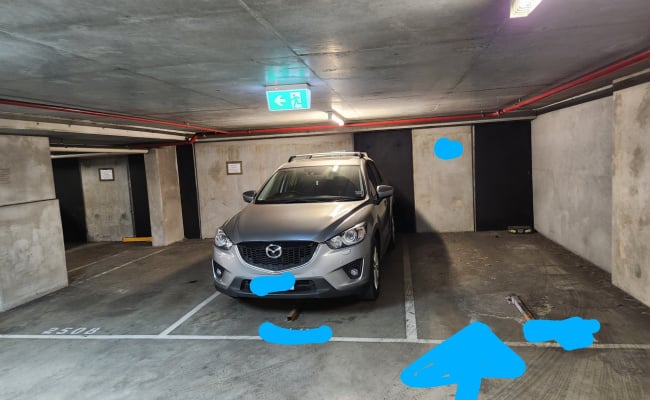 Low Level Secure Car Park - Southern Cross