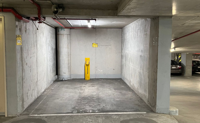 Private parking space next to Southern Cross ( Collins x Spencer)