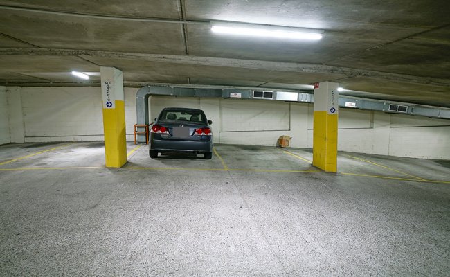Coogee - Secure Unreserved Parking in Shopping Centre