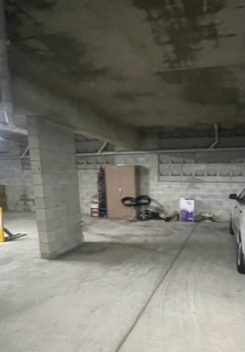 South Brisbane - Safe, Secure and Convenient Car/Ute Parking near UNI