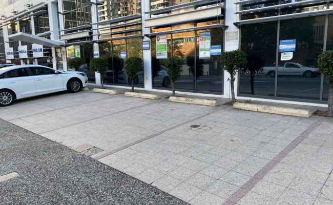 OUTDOOR PARKING, PRIME LOCATION IN SOUTH BRIS! 24/7 ACCESS, RESERVED BAY