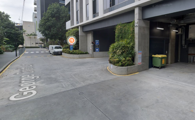 Parking Space Near CBD Very Convenient for Office Workers