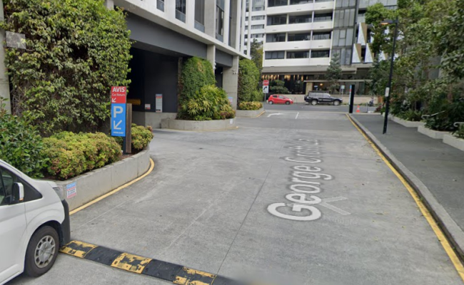Parking Space Near CBD Very Convenient for Office Workers