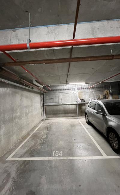 Convenient & Secure Footscray Park