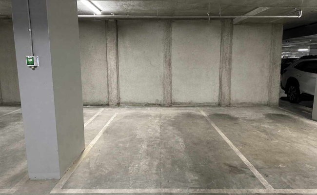 24/7 Secure Access Underground Car Park