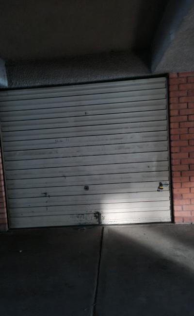 Granville - Secure Garage for Parking/Storage near Train Stations