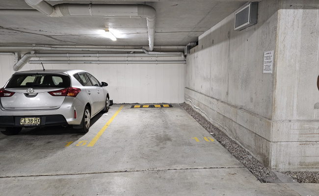 Secure Parking near Airport in St Peters (Prncs Hwy)