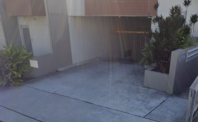 #2 Secure Parking near Airport in St Peters (Prncs Hwy)