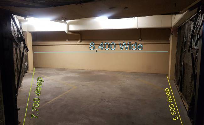 Extra Large Lock Up Garage with 24 Hours Card Access