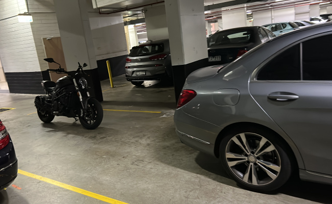 Great parking lot near CBD