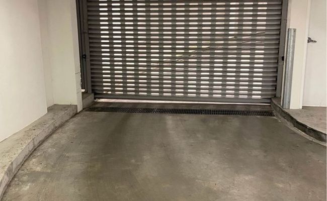 Secure underground car parking space for rent Bondi Beach
