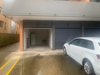 Lockup Garage/Storage plus Parking spot 5 minute walk from Bondi Beach
