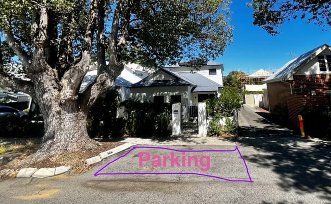 Private spot outside our home on quiet shady street, 600m to QEII and PCH. 24/7 access and CCTV.