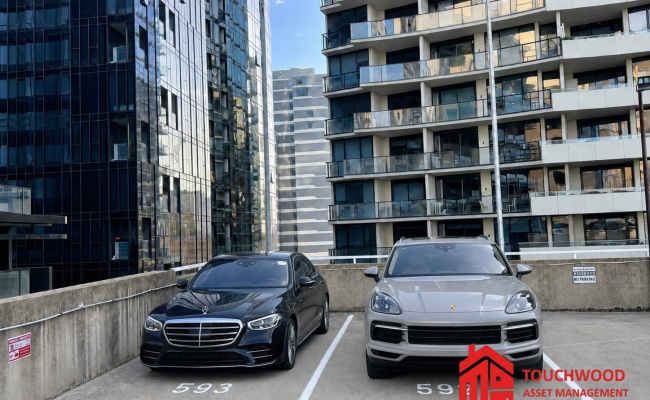 Rooftop Car Parking in South Yarra Precinct (593)