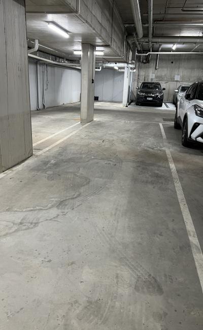 Carport parking on Dandenong Road in Malvern East Victoria Carport parking on Dandenong Road in Malvern East Victoria