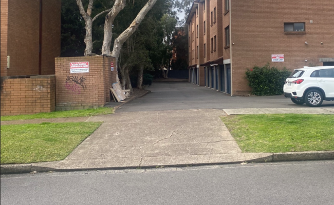 Two-car / long truck parking space in Cooks Hill, Darby Street