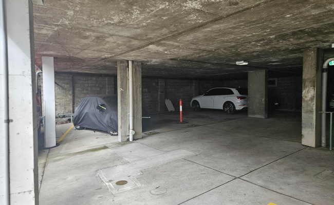 Great parking space in Darlinghurst