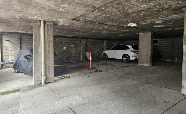 Great parking space in Darlinghurst