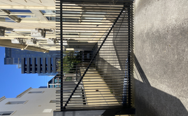Great parking space near South Yarra station