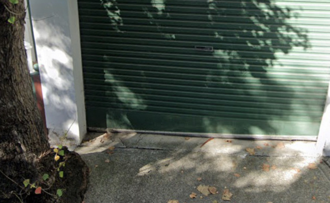 Lock up garage space in heart of Surry hills village