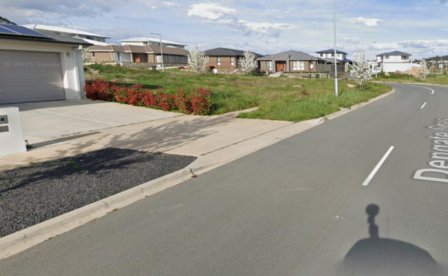 Parking available in Dengate Crescent, Moncrieff, Opposite Agnes Shea High School Taylor