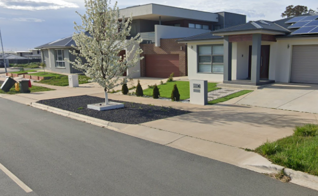 Parking available in Dengate Crescent, Moncrieff, Opposite Agnes Shea High School Taylor