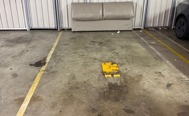 Convenient parking Darling harbour dixon street