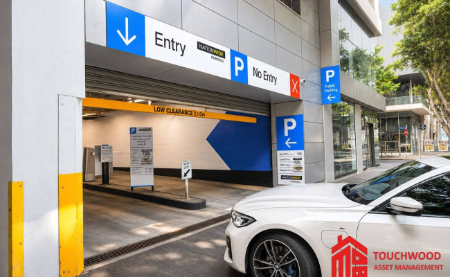 Secure Car Park for Rent in Docklands - 401 Docklands Drive 24/7 access (430)