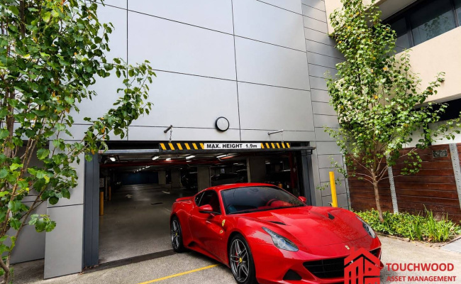 Secure Car Park for Rent in South Melbourne 63 Dorcas St (93)