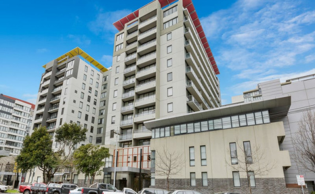Dorcas St, South Melbourne - Close to Trams & CBD