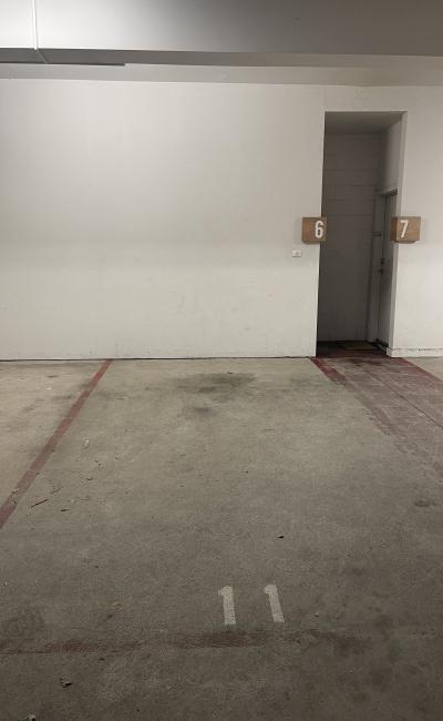Indoor lot parking on Dover Street in Cremorne Victoria Indoor lot parking on Dover Street in Cremorne Victoria