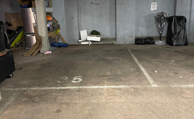 24/7 access carspace in Melbourne Central