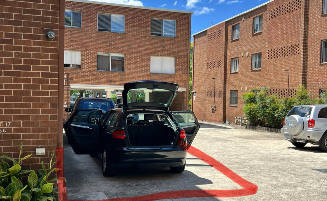 Safe off-street parking space near CBD
