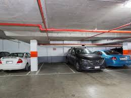 Great parking spot (148) in the centre of Carlton