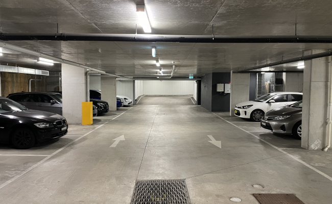 !!Secure Indoor Carspace in centre Bondi Junction!!